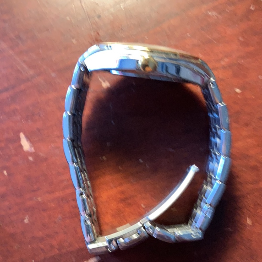 Armitron Watch. - Picture 2 of 4